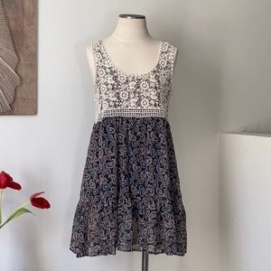 ❤️ Crochet and Paisley Print Summer Dress